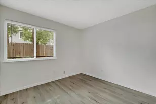 10570 Apple Grove Wy, Rancho Cordova, CA 95670 - Photo 32