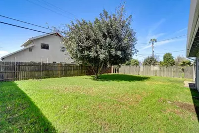 5022 63rd Street, Sacramento, CA 95820 - Photo 32