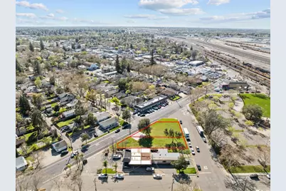 711 Oak Street, Roseville, CA 95678 - Photo 8