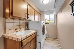 1109 Springcreek Dr, Modesto, CA 95355 - Photo 22