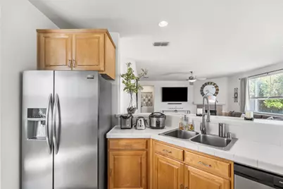 8710 McCade Lakes Drive, Stockton, CA 95212 - Photo 12