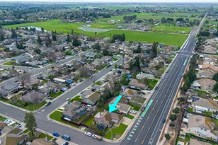 194 W Elm Ave, Galt, CA 95632 - Photo 36