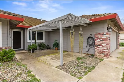 194 W Elm Avenue, Galt, CA 95632 - Photo 6