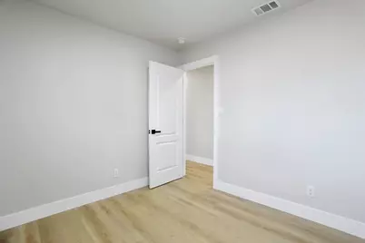 2228 Chambord Drive, Stockton, CA 95210 - Photo 12