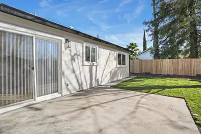 2228 Chambord Drive, Stockton, CA 95210 - Photo 18