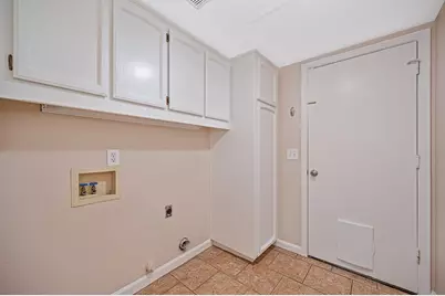 9170 Malden Court, Elk Grove, CA 95624 - Photo 40