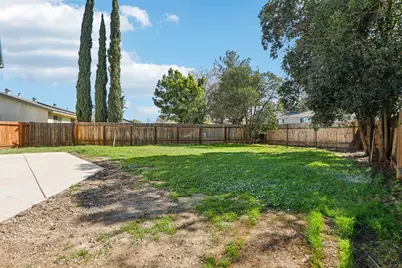 6028 Hollyhurst Way, Sacramento, CA 95823 - Photo 30