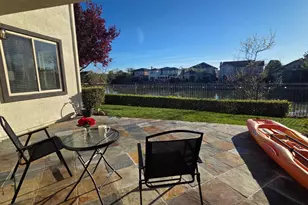 3895 Rollins Ct, West Sacramento, CA 95691 - Photo 8