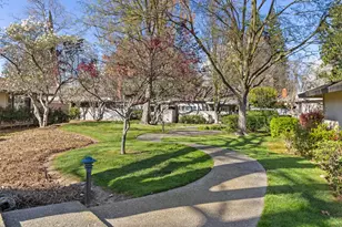 1104 Commons Dr, Sacramento, CA 95825 - Photo 48