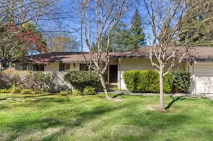 1104 Commons Dr, Sacramento, CA 95825 - Photo 2