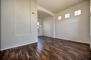 11833 Blushing Cir, Rancho Cordova, CA 95742 - Photo 10