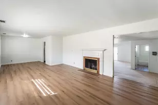 2315 Tyrolean Way, Sacramento, CA 95821 - Photo 2