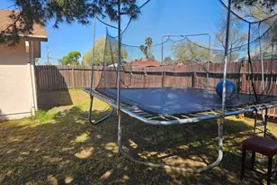 2640 52nd Ave, Sacramento, CA 95822 - Photo 18