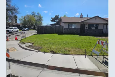 2640 52nd Avenue, Sacramento, CA 95822 - Photo 2