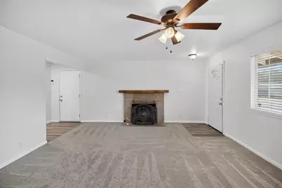 8805 Jonnie Way, Fair Oaks, CA 95628 - Photo 10