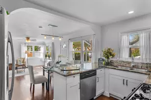 4201 56th St, Sacramento, CA 95820 - Photo 8