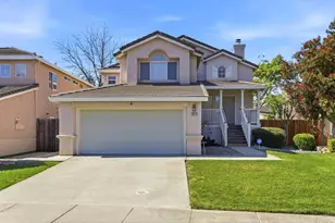 9510 Village Tree Dr, Elk Grove, CA 95758 - Photo 4