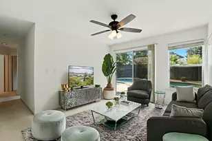 9510 Village Tree Dr, Elk Grove, CA 95758 - Photo 38