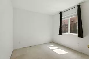 9510 Village Tree Dr, Elk Grove, CA 95758 - Photo 28