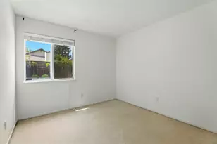 9510 Village Tree Dr, Elk Grove, CA 95758 - Photo 26