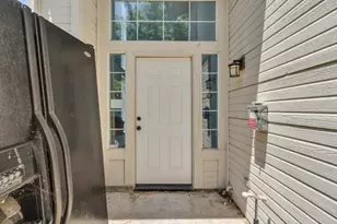 1718 Wildflower Cir, Yuba City, CA 95993 - Photo 6