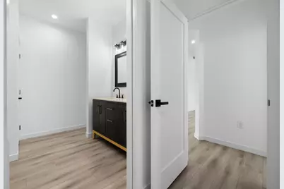 1121 Crater Avenue, Modesto, CA 95351 - Photo 32