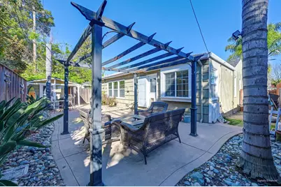 630 51st Street, Sacramento, CA 95819 - Photo 44