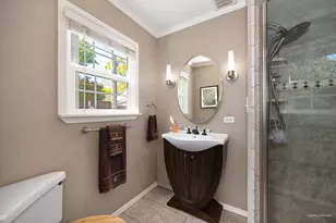 630 51st St, Sacramento, CA 95819 - Photo 32