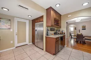 630 51st St, Sacramento, CA 95819 - Photo 24