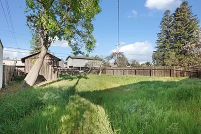 705 N School Street, Lodi, CA 95240 - Photo 30
