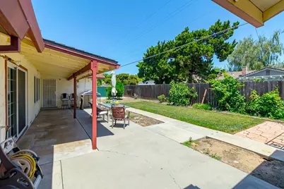 1036 Lakewood Avenue, Modesto, CA 95355 - Photo 24