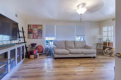 1036 Lakewood Avenue, Modesto, CA 95355 - Photo 6