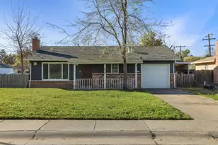1672 Rosalind St, Sacramento, CA 95838 - Photo 2
