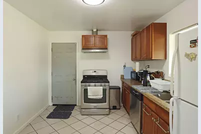 1672 Rosalind Street, Sacramento, CA 95838 - Photo 10