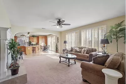 9470 Hillsborough Way, Chowchilla, CA 93610 - Photo 8