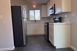 5733 39th St, Sacramento, CA 95824 - Photo 12