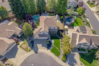 9416 Landsford Court, Granite Bay, CA 95746 - Photo 2