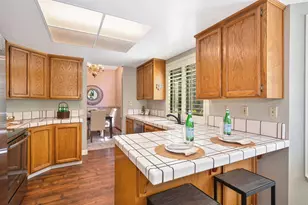 8530 Oak Harbour Ct, Fair Oaks, CA 95628 - Photo 20