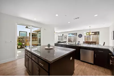 139 Clover Meadows Circle, Lincoln, CA 95648 - Photo 2