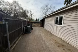 7252 Jerry Way, Sacramento, CA 95828 - Photo 20