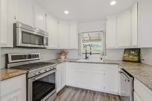 2511 Verna Way, Sacramento, CA 95821 - Photo 18