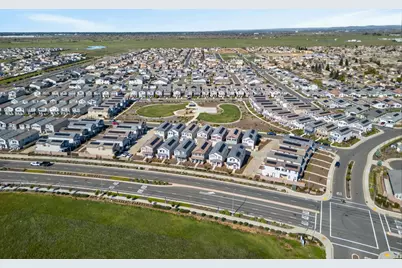 12175 Coal Creek Way, Rancho Cordova, CA 95742 - Photo 50