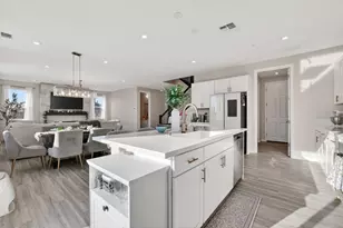 8285 Courage Dr, Sacramento, CA 95829 - Photo 22