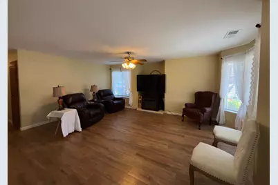 2134 Navajo Court, Oakdale, CA 95361 - Photo 2