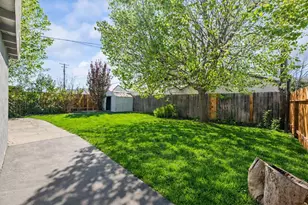 5450 73rd St, Sacramento, CA 95820 - Photo 48