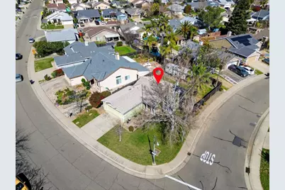 8337 Grand Cru Drive, Sacramento, CA 95829 - Photo 2
