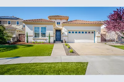 1920 Campos Avenue, Woodland, CA 95776 - Photo 2