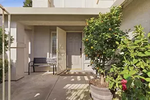 8283 Glencannon Way, Elk Grove, CA 95624 - Photo 2