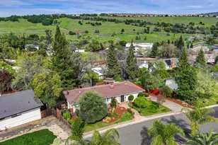 893 Shasta Cir, El Dorado Hills, CA 95762 - Photo 6