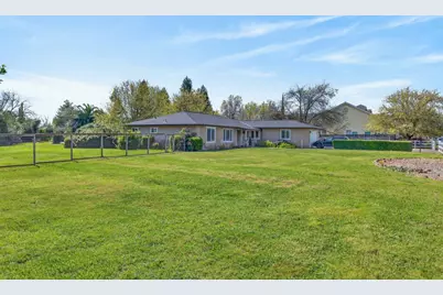 2455 Higgins Road, West Sacramento, CA 95691 - Photo 32